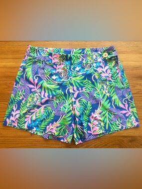 Lilly Pulitzer Size 4, Shorts in 'Borealis Blue How You Like Me Prowl